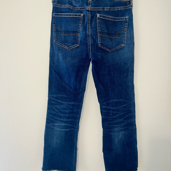 American eagle Distressed Women Jeans - Picture 2 of 5